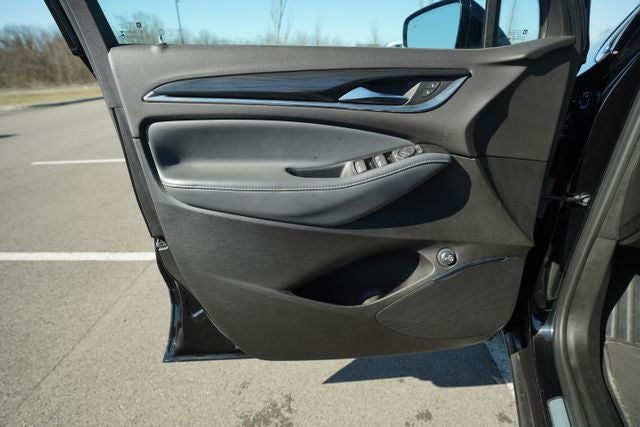 2023 Buick Enclave Essence FWD