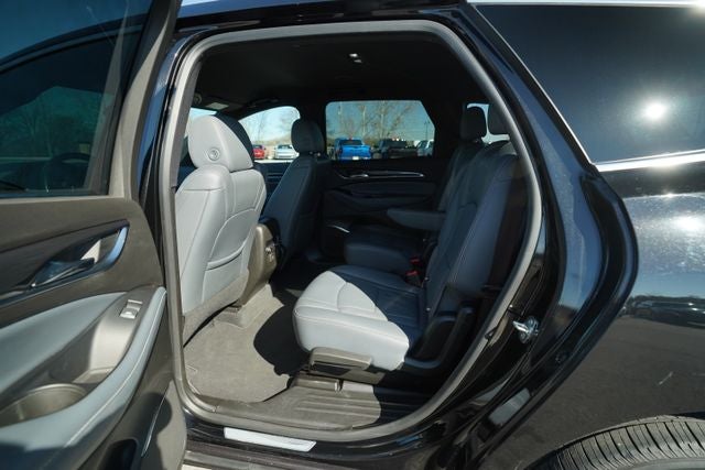 2023 Buick Enclave Essence FWD