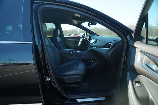 2023 Buick Enclave Essence FWD