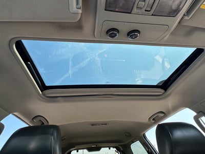 2008 Nissan Pathfinder SE