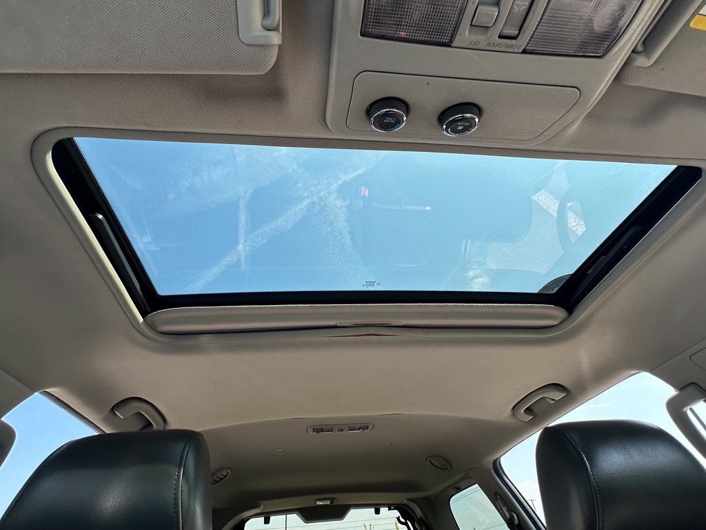 2008 Nissan Pathfinder SE