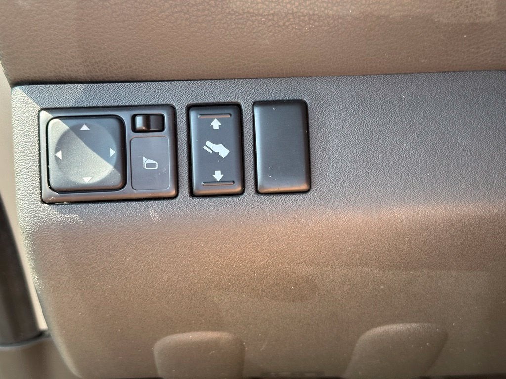2008 Nissan Pathfinder SE
