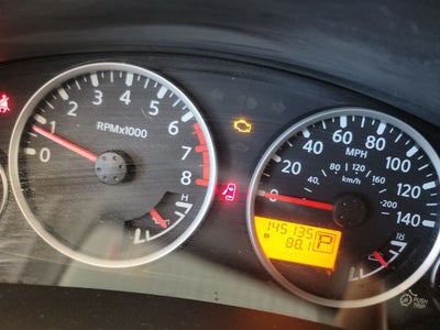 2012 Nissan Pathfinder LE
