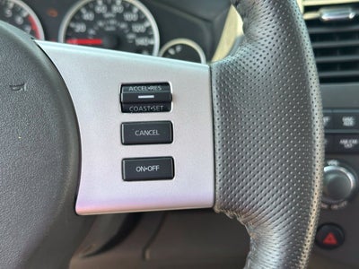 2012 Nissan Pathfinder LE