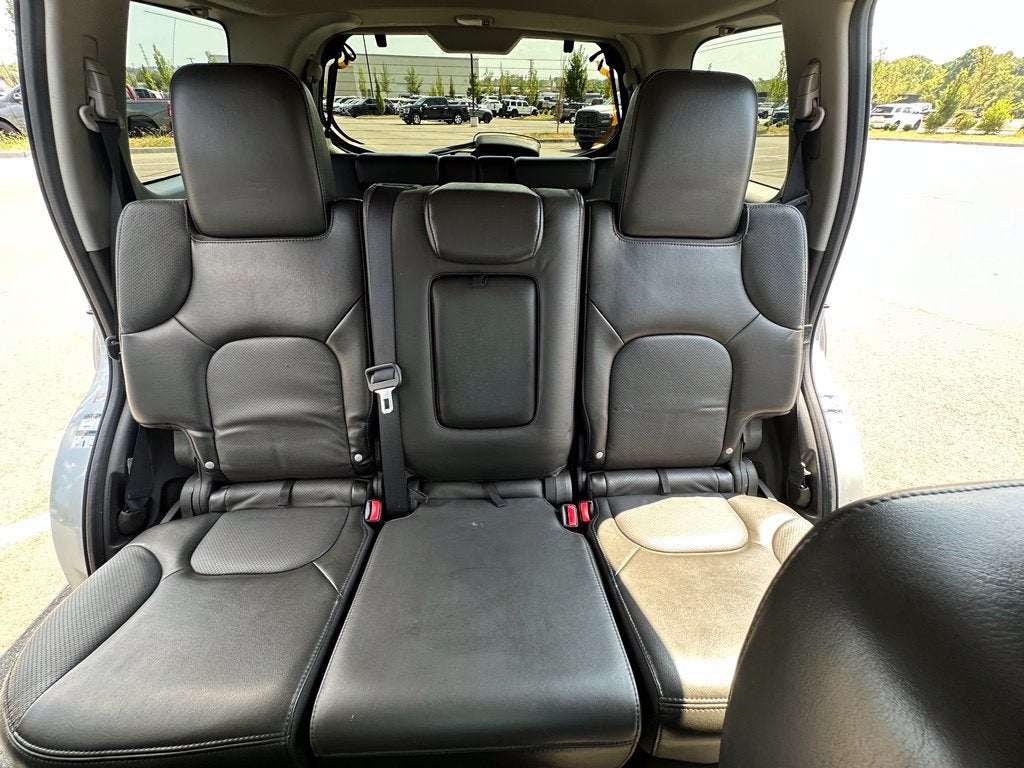 2012 Nissan Pathfinder LE