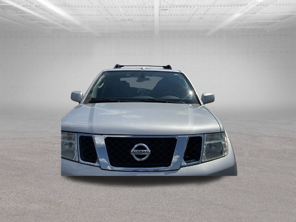 2012 Nissan Pathfinder LE