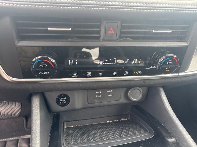 2024 Nissan Rogue SV FWD