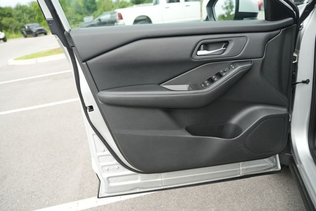 2025 Nissan Rogue SV FWD