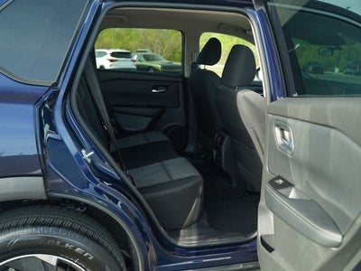 2025 Nissan Rogue SV FWD