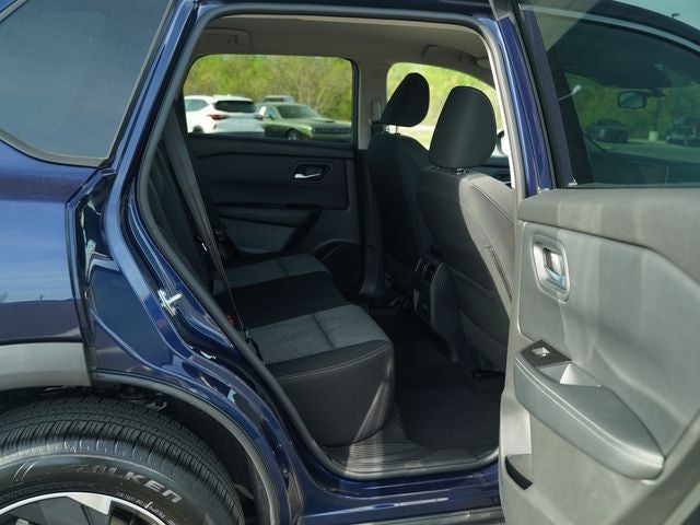 2025 Nissan Rogue SV FWD