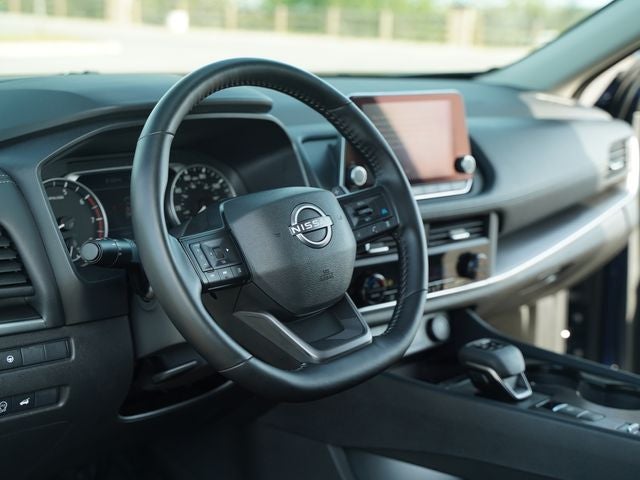 2025 Nissan Rogue SV FWD