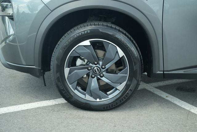 2025 Nissan Rogue SV FWD