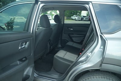 2025 Nissan Rogue SV FWD