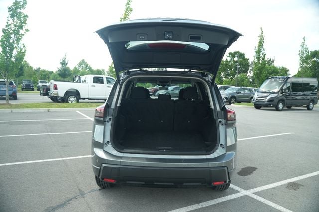 2025 Nissan Rogue SV FWD