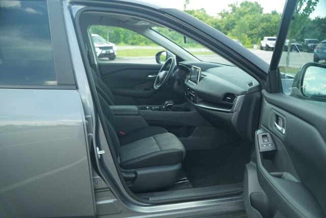 2025 Nissan Rogue SV FWD