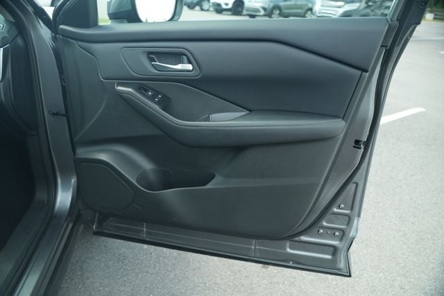 2025 Nissan Rogue SV FWD