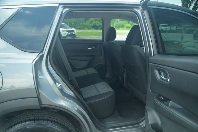 2025 Nissan Rogue SV FWD