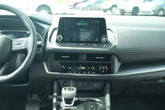 2025 Nissan Rogue SV FWD