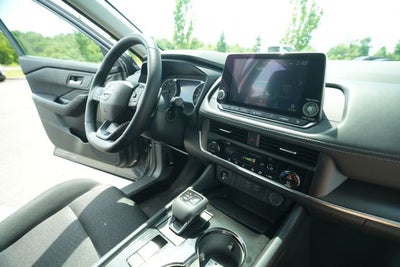 2025 Nissan Rogue SV FWD