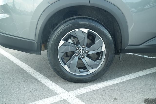 2025 Nissan Rogue SV FWD