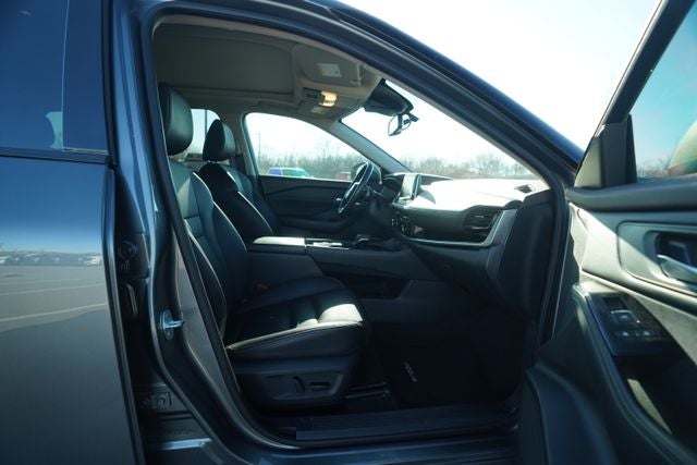 2023 Nissan Rogue SL FWD