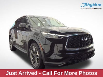 2023 INFINITI QX60 LUXE