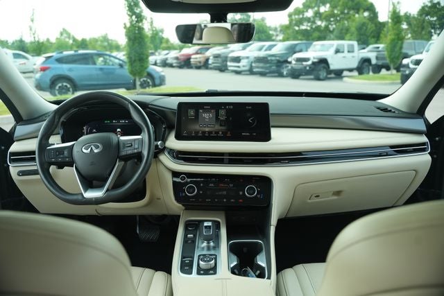 2023 INFINITI QX60 LUXE
