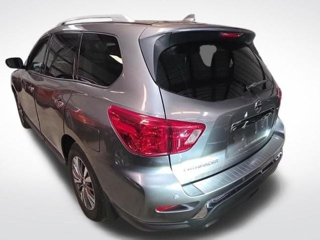 2020 Nissan Pathfinder S