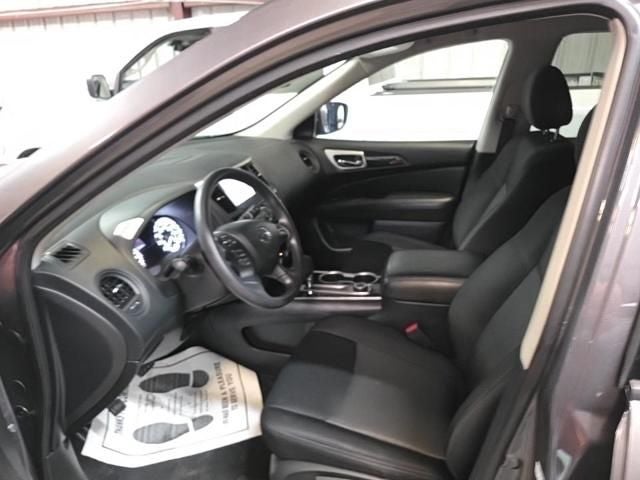 2020 Nissan Pathfinder S