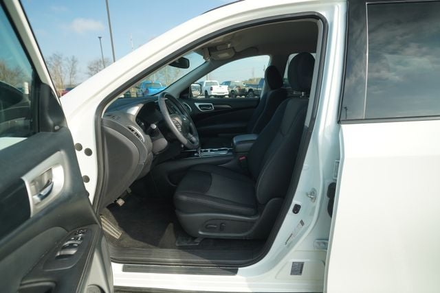 2020 Nissan Pathfinder SV 2WD