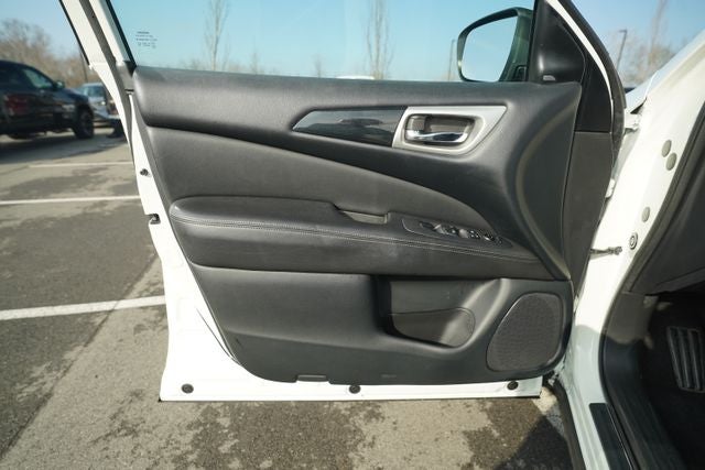 2020 Nissan Pathfinder SV 2WD