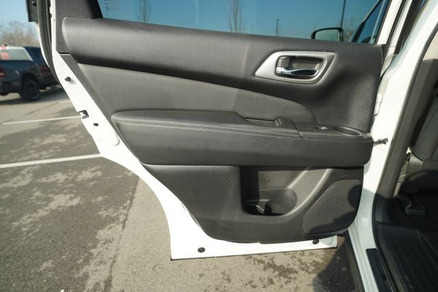 2020 Nissan Pathfinder SV 2WD