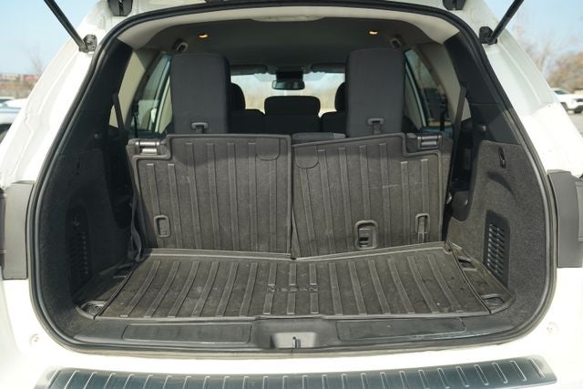 2020 Nissan Pathfinder SV 2WD