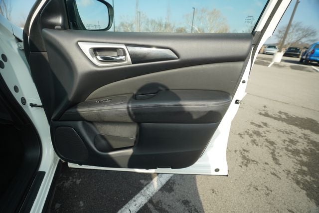 2020 Nissan Pathfinder SV 2WD