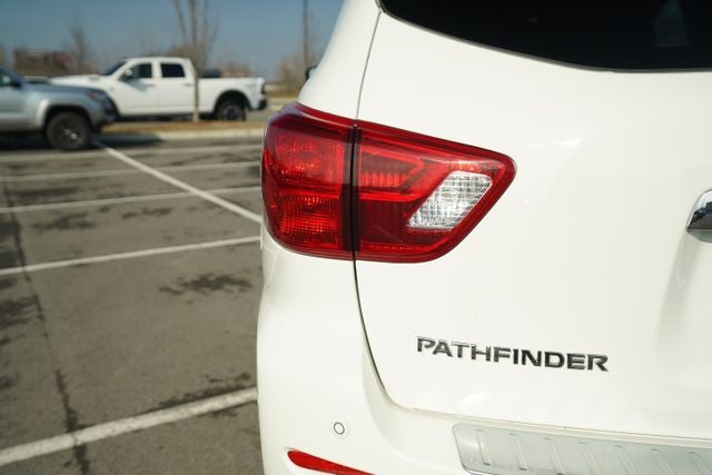 2020 Nissan Pathfinder SV 2WD