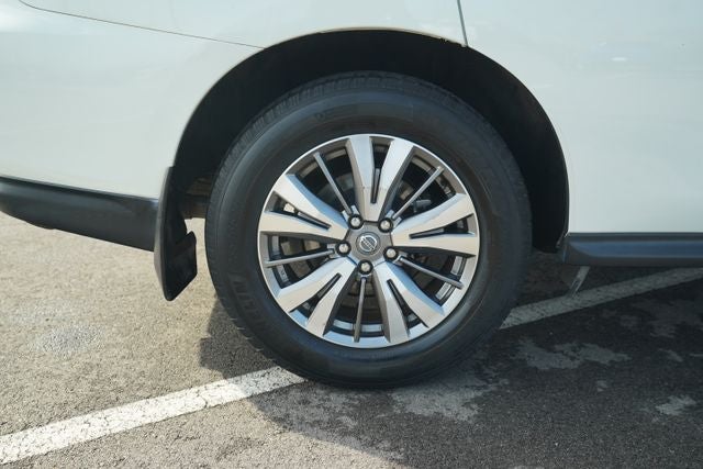 2020 Nissan Pathfinder SV 2WD