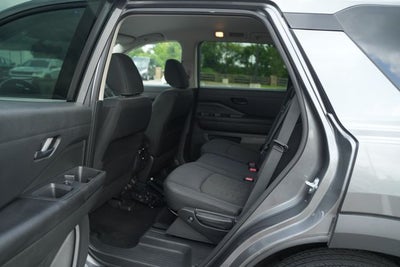 2025 Nissan Pathfinder SV 4WD