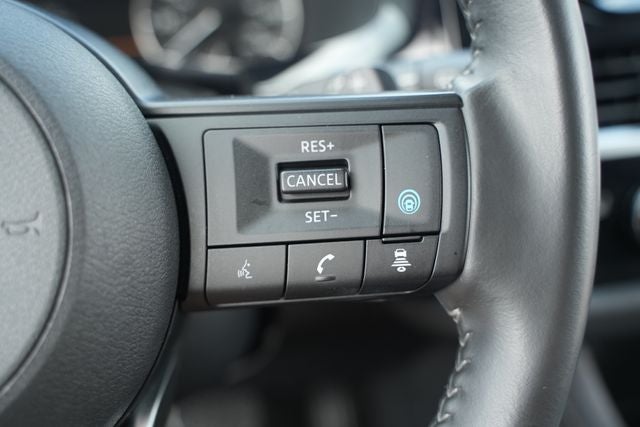 2025 Nissan Pathfinder SV 4WD
