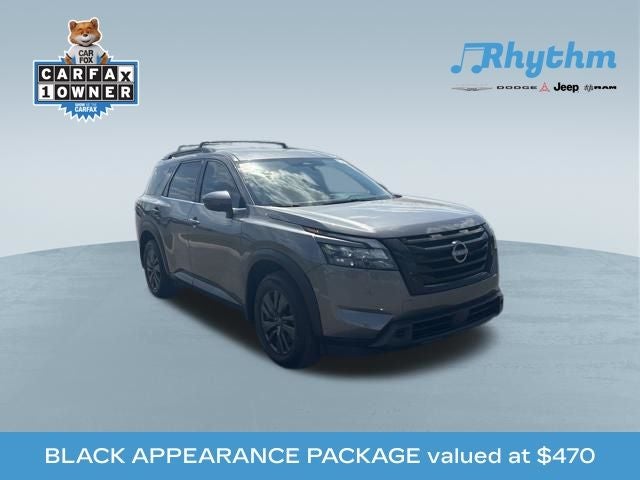 2023 Nissan Pathfinder SV