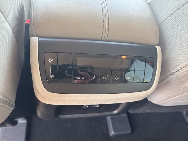 2023 Nissan Pathfinder SV 4WD