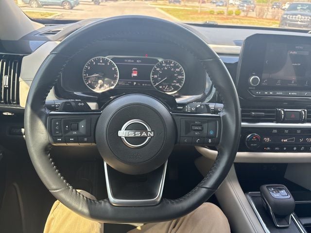 2023 Nissan Pathfinder SV 4WD