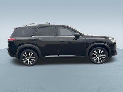2023 Nissan Pathfinder Platinum 4WD
