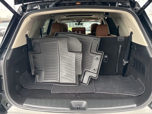 2023 Nissan Pathfinder Platinum 4WD