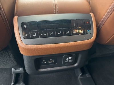 2023 Nissan Pathfinder Platinum 4WD