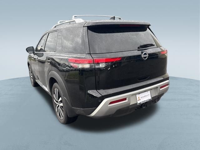 2023 Nissan Pathfinder Platinum 4WD