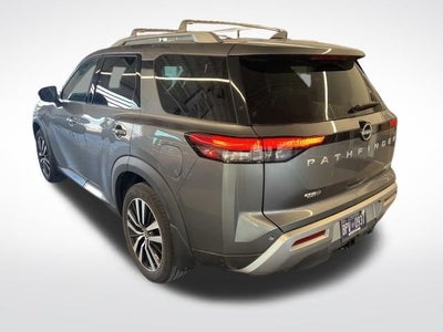 2023 Nissan Pathfinder Platinum