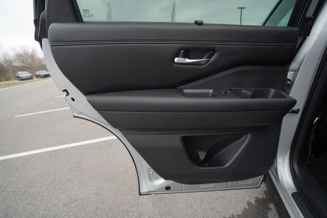 2023 Nissan Pathfinder Platinum 4WD