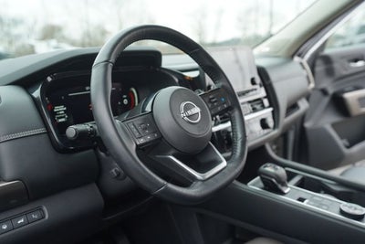 2023 Nissan Pathfinder Platinum 4WD