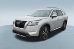 2023 Nissan Pathfinder Platinum 4WD
