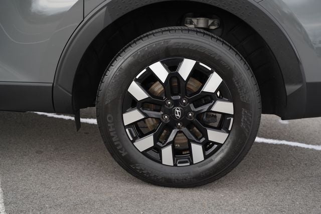 2025 Hyundai Santa Cruz SEL Activity